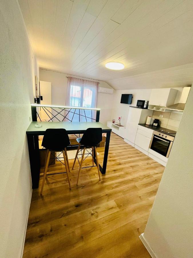 Apartment Bagaric Stari Grad  Eksteriør bilde