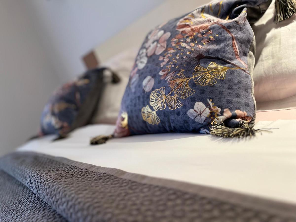 Apartment Bagaric Stari Grad  Eksteriør bilde
