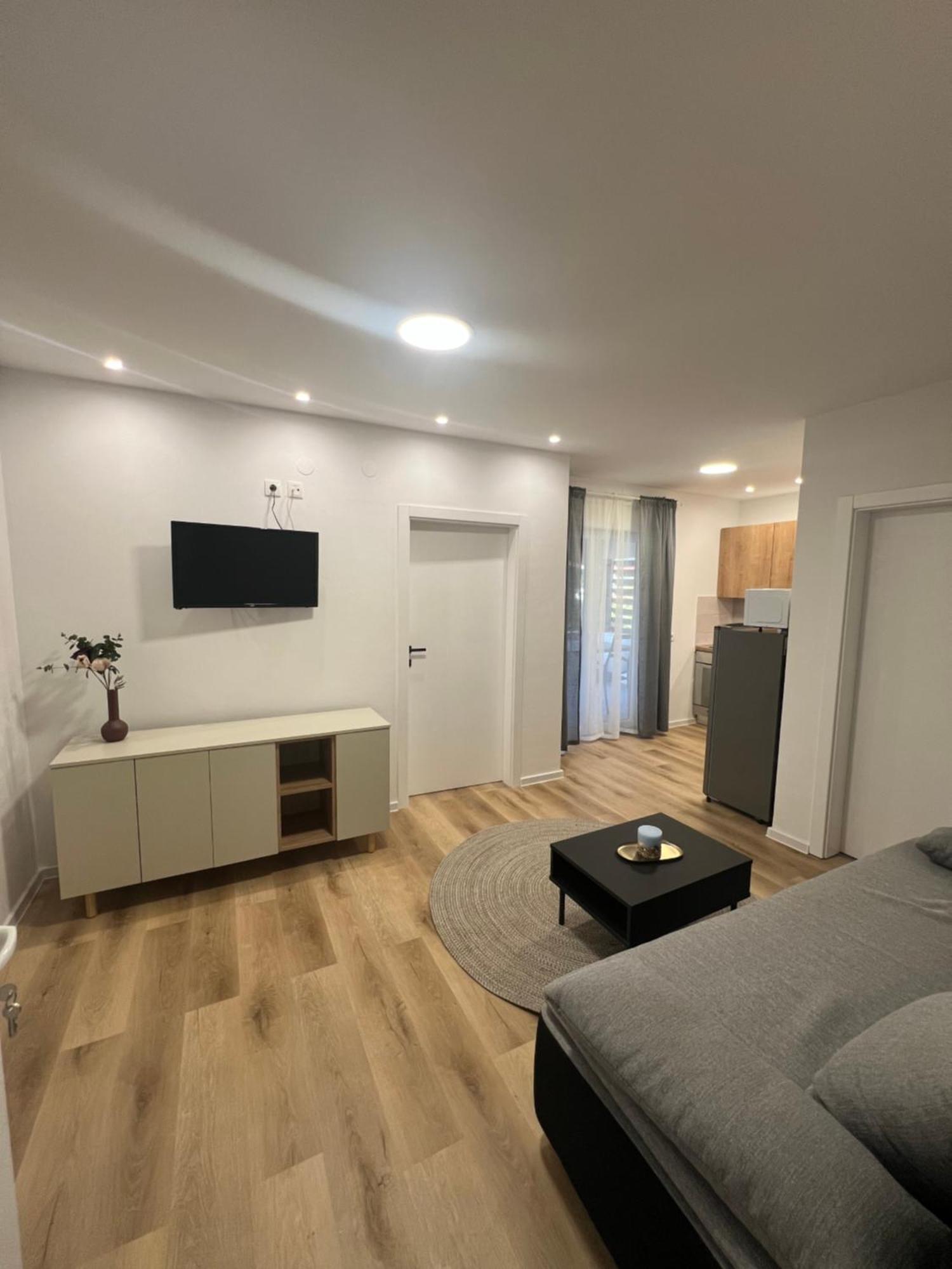 Apartment Bagaric Stari Grad  Eksteriør bilde