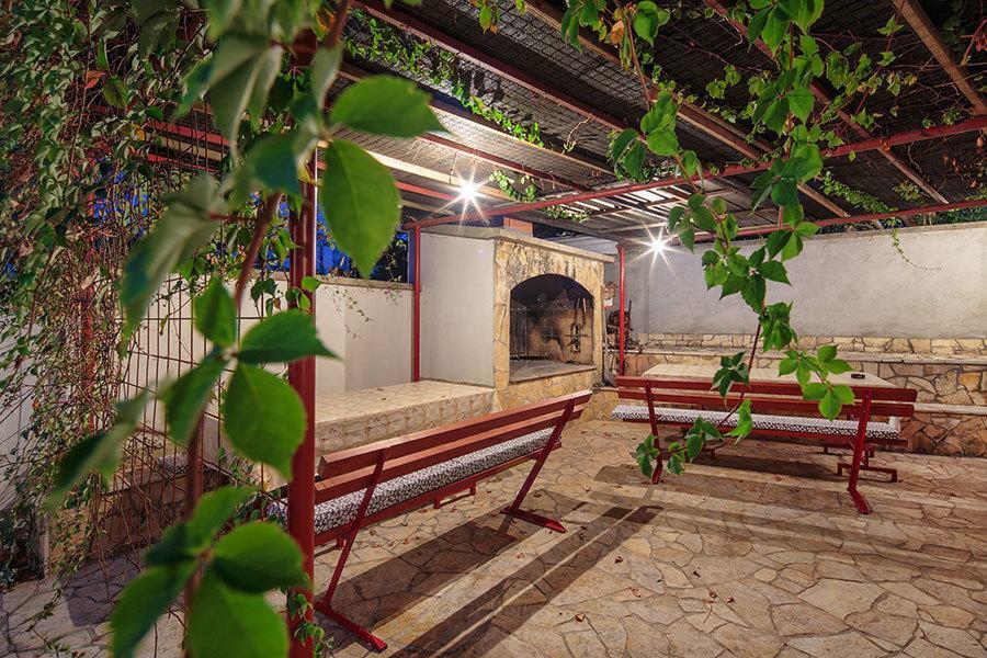 Apartment Bagaric Stari Grad  Eksteriør bilde