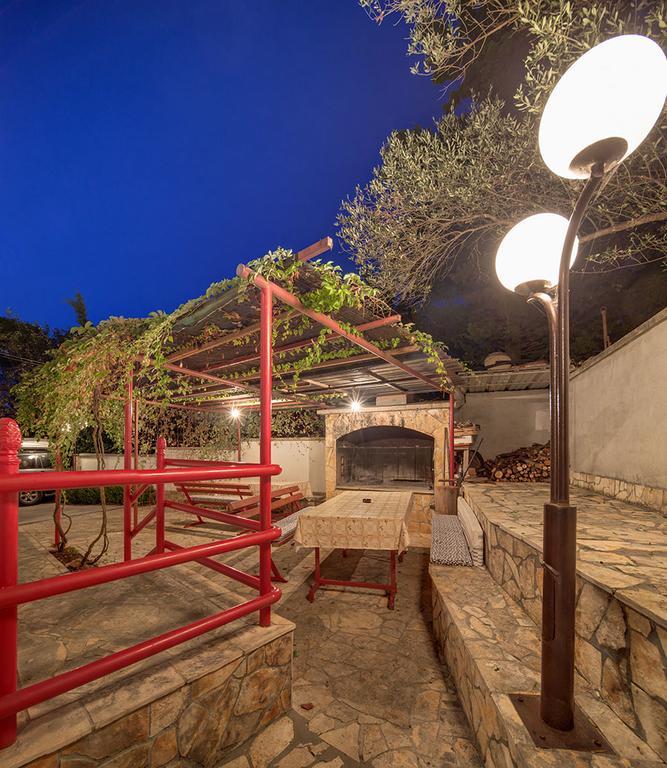 Apartment Bagaric Stari Grad  Eksteriør bilde